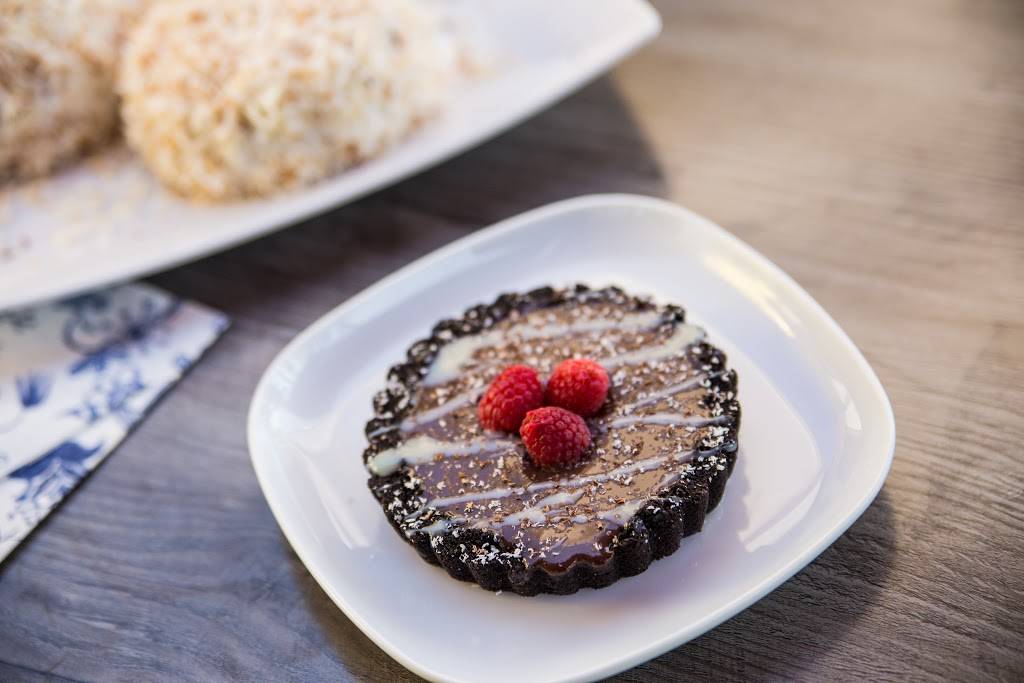 Black Bottom Southern Kitchen | cafe | 4806 Vineland Ave, North Hollywood, CA 91601, USA | 8188568532 OR +1 818-856-8532