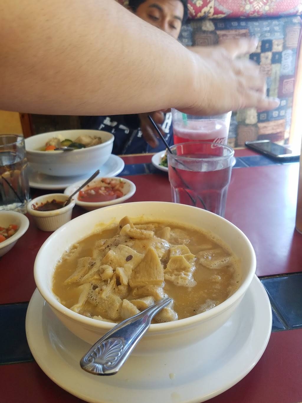 Los Tinos | Mexican Restaurant | restaurant | 7300 Rainier Ave S, Seattle, WA 98118, USA | 2067601388 OR +1 206-760-1388