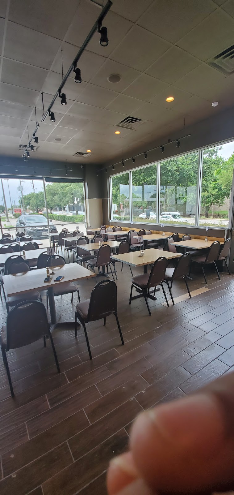 Raj Bhavan | restaurant | 17747 Tomball Pkwy, Houston, TX 77064, USA | 8326046116 OR +1 832-604-6116