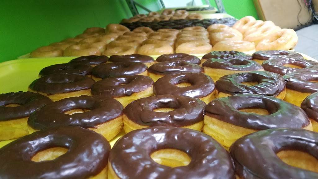 Best Donuts and Kolaches | restaurant | 203 Tyson Ave, Paris, TN 38242, USA | 9245001 OR +1 9245001