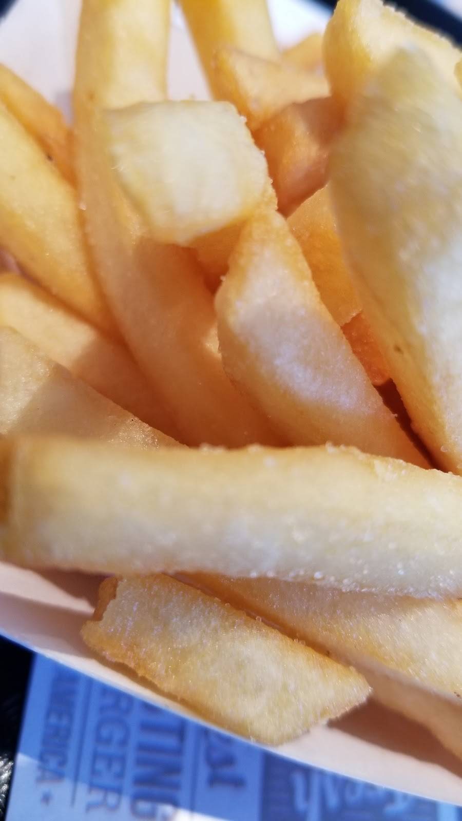 Habit Burger | restaurant | 3001 Wilshire Blvd Suite A, Santa Monica, CA 90403, USA | 4245375745 OR +1 424-537-5745