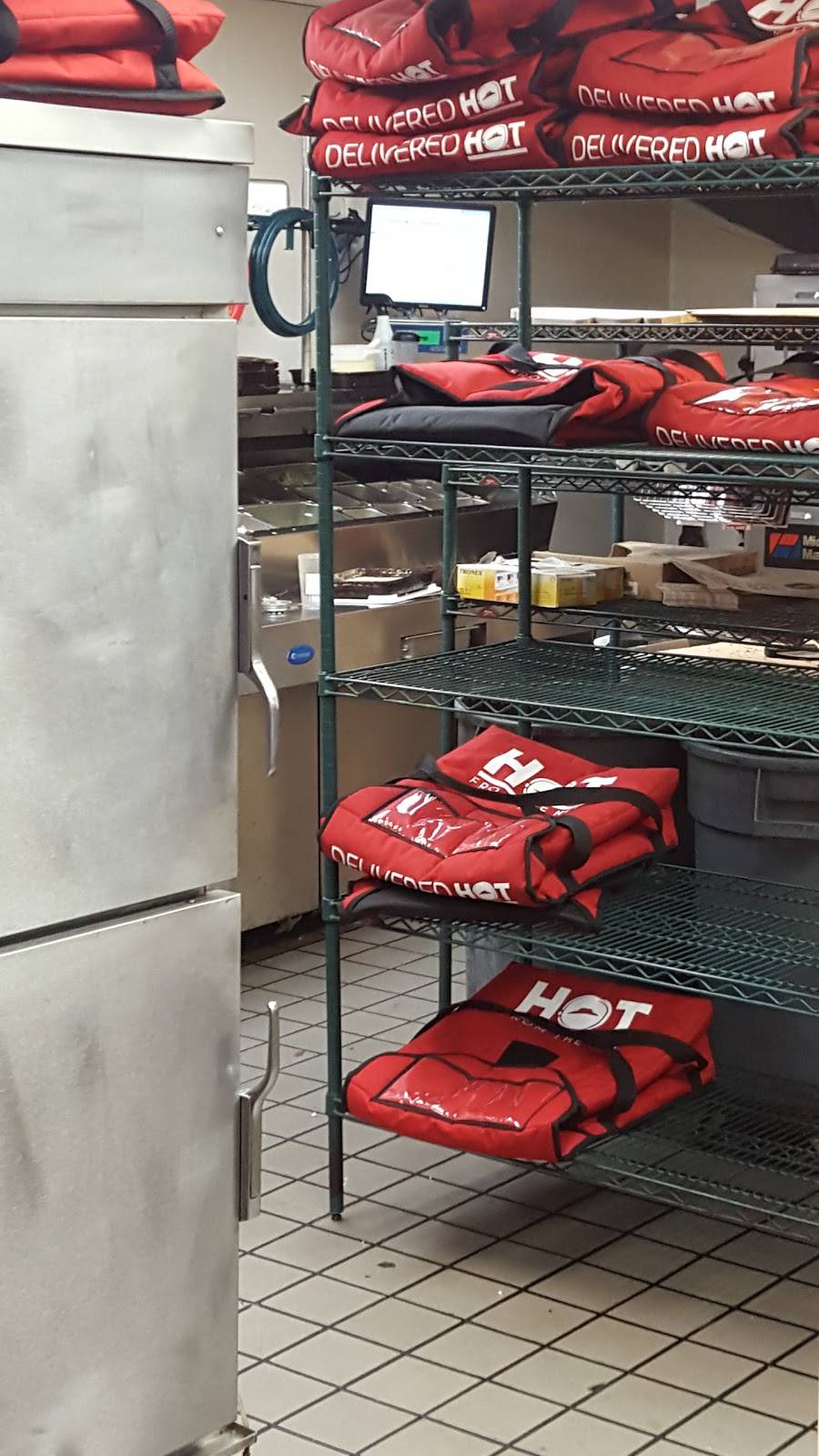 Pizza Hut | meal takeaway | 4100 S Broadway, Englewood, CO 80113, USA | 3037628000 OR +1 303-762-8000