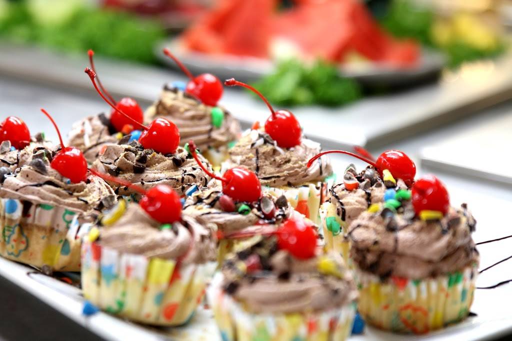 Crabby Georges Calabash Seafood Buffet | restaurant | 7904 N Kings Hwy, Myrtle Beach, SC 29572, USA | 8438394044 OR +1 843-839-4044