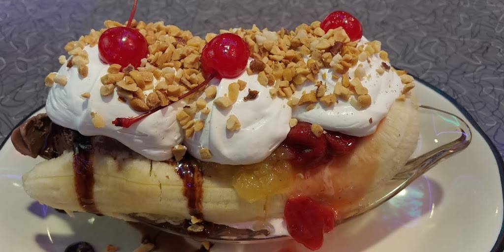 Marys Diner | restaurant | 140 S Water St, Henderson, NV 89015, USA | 7025641811 OR +1 702-564-1811