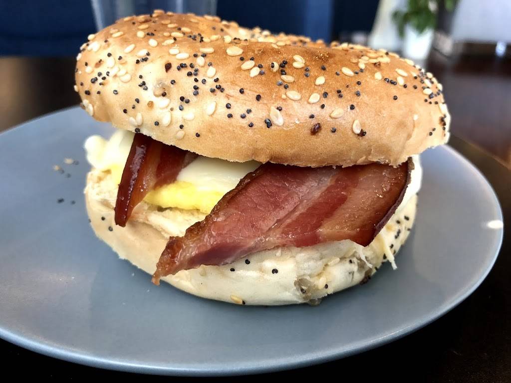 Sofá Café | cafe | 181 Concord St, Framingham, MA 01702, USA | 8572502381 OR +1 857-250-2381