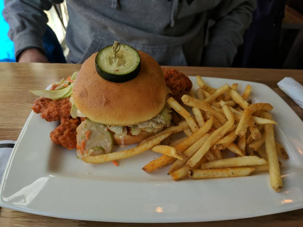 Incline Bar & Grill | restaurant | 176 Copper Cir, Frisco, CO 80443, USA | 9709680200 OR +1 970-968-0200