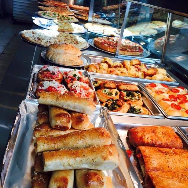 Roma Pizza Sanford | restaurant | 200 Towne Center Cir, Sanford, FL 32771, USA | 4073027274 OR +1 407-302-7274