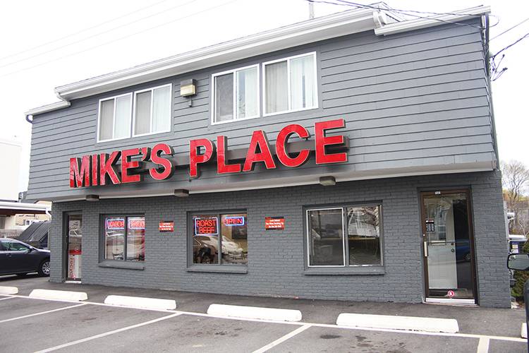 MIKES PLACE | restaurant | 237 Hamilton St, Saugus, MA 01906, USA | 7812338260 OR +1 781-233-8260