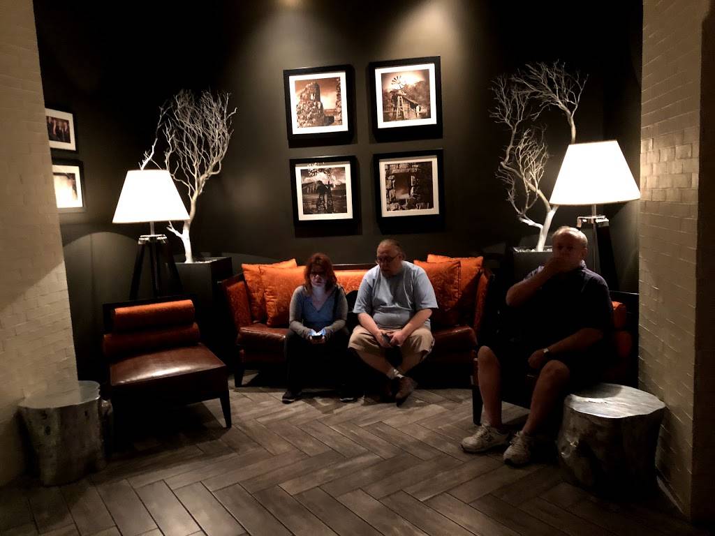 Rons Steakhouse | restaurant | 740 S Decatur Blvd, Las Vegas, NV 89107, USA | 7022585201 OR +1 702-258-5201