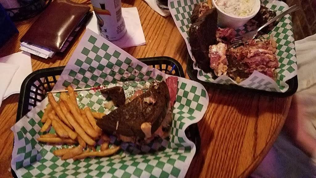 Village Hide-A-Way | restaurant | 111 E Prairie St, Vicksburg, MI 49097, USA | 2696493134 OR +1 269-649-3134