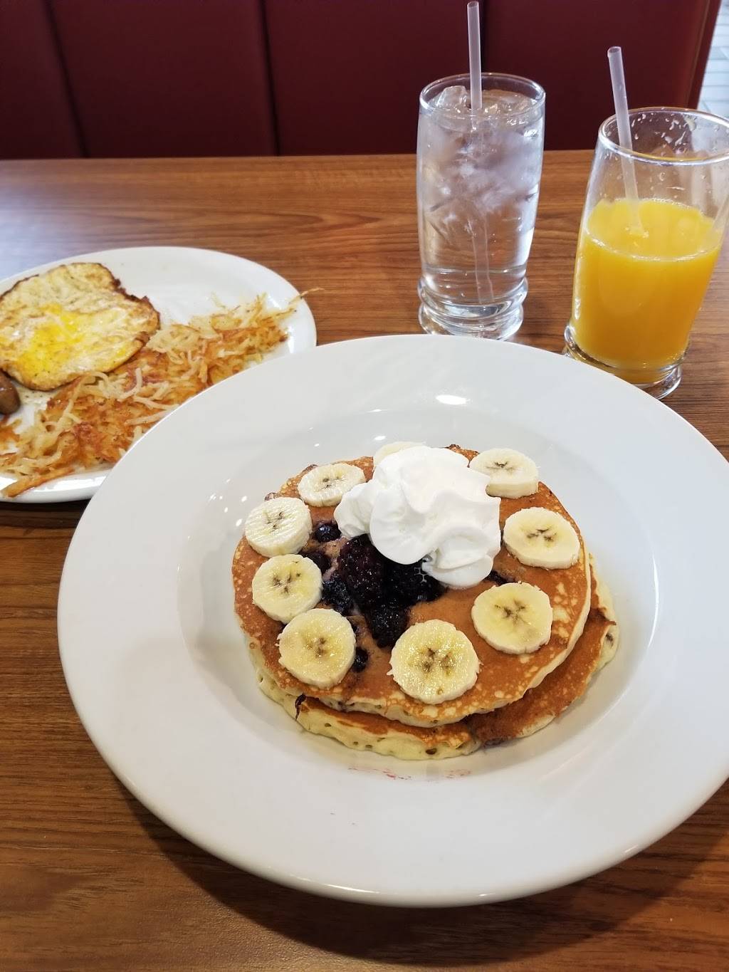 Dennys | restaurant | 2806 Raleigh Rd Parkway W, Wilson, NC 27893, USA | 2522061911 OR +1 252-206-1911