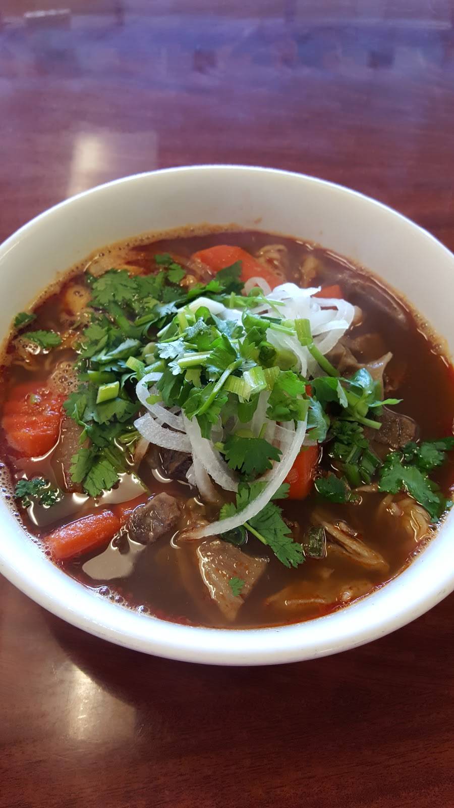 Pho Minh Long Restaurant | restaurant | 1886 W 11th St, Tracy, CA 95376, USA | 2098330399 OR +1 209-833-0399