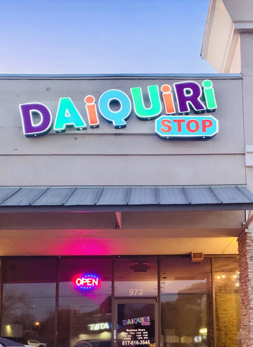Daiquiri Stop | restaurant | 973 Melbourne Rd, Hurst, TX 76053, USA | 8176163545 OR +1 817-616-3545