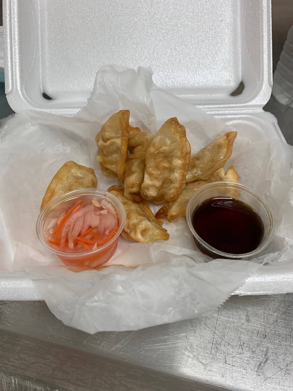 Kombo Kitchen | restaurant | 5009 S MacDill Ave, Tampa, FL 33611, USA | 8132151656 OR +1 813-215-1656