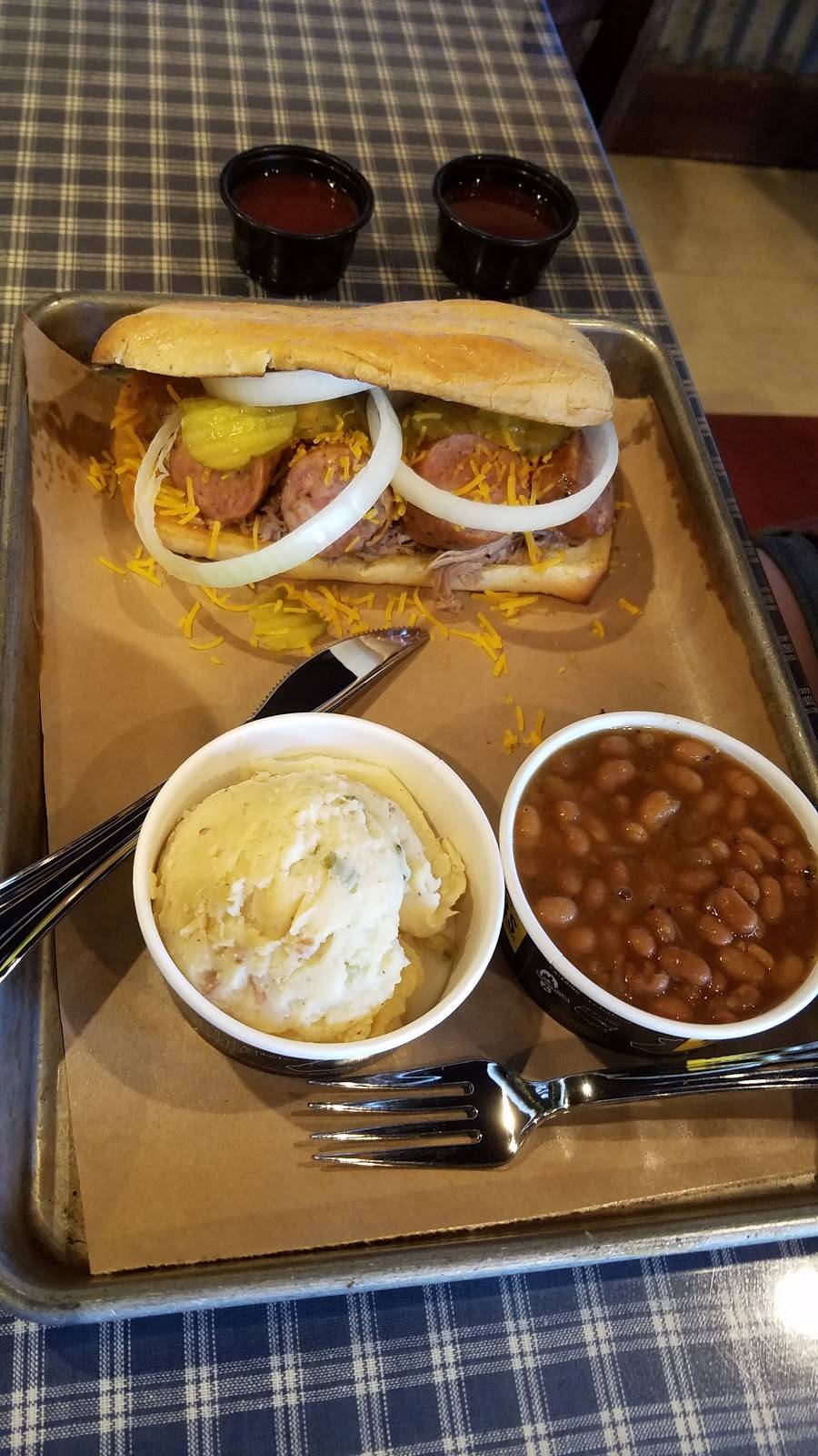 Dickeys Barbecue Pit | restaurant | 1586 Gateway Blvd, Fairfield, CA 94533, USA | 7074005040 OR +1 707-400-5040