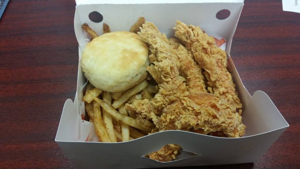 Popeyes Louisiana Kitchen | restaurant | 800 Steeles Ave W B9, Thornhill, ON L4J 7L2, Canada | 9056699999 OR +1 905-669-9999