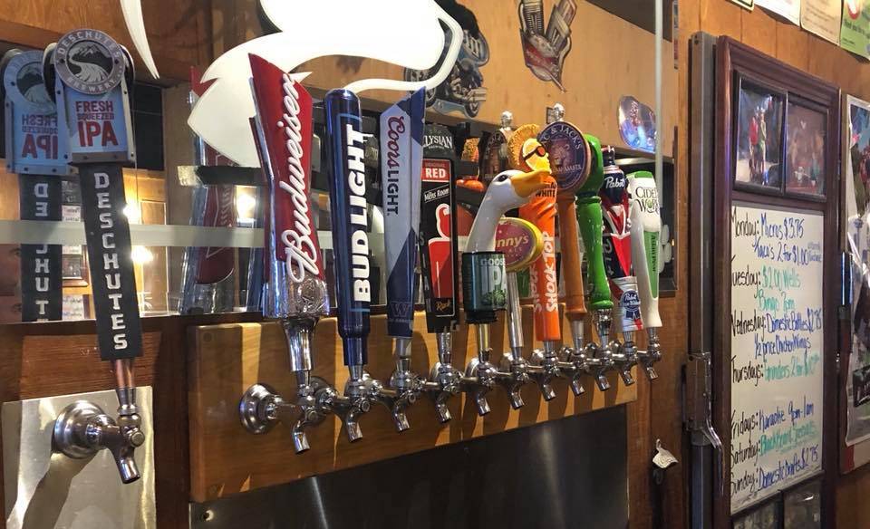 Keg-N-Cue | restaurant | 202 S Lewis St, Monroe, WA 98272, USA | 3607949980 OR +1 360-794-9980