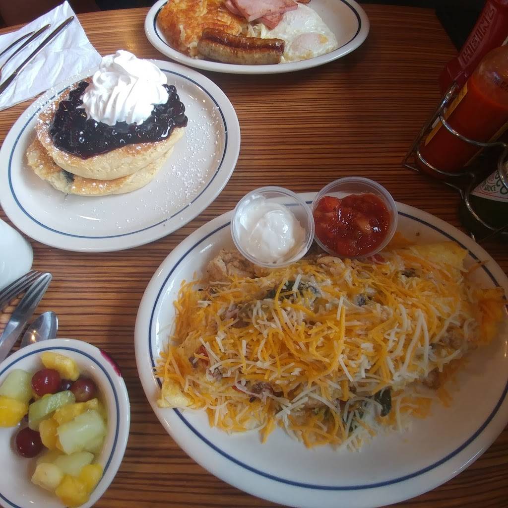 IHOP | restaurant | 4300 196th St SW, Lynnwood, WA 98036, USA | 4257762838 OR +1 425-776-2838
