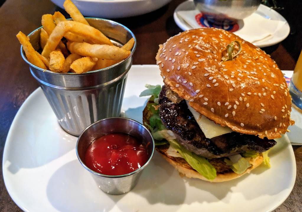 Tony C’s Seaport | restaurant | 250 Northern Ave, Boston, MA 02210, USA | 6178567369 OR +1 617-856-7369