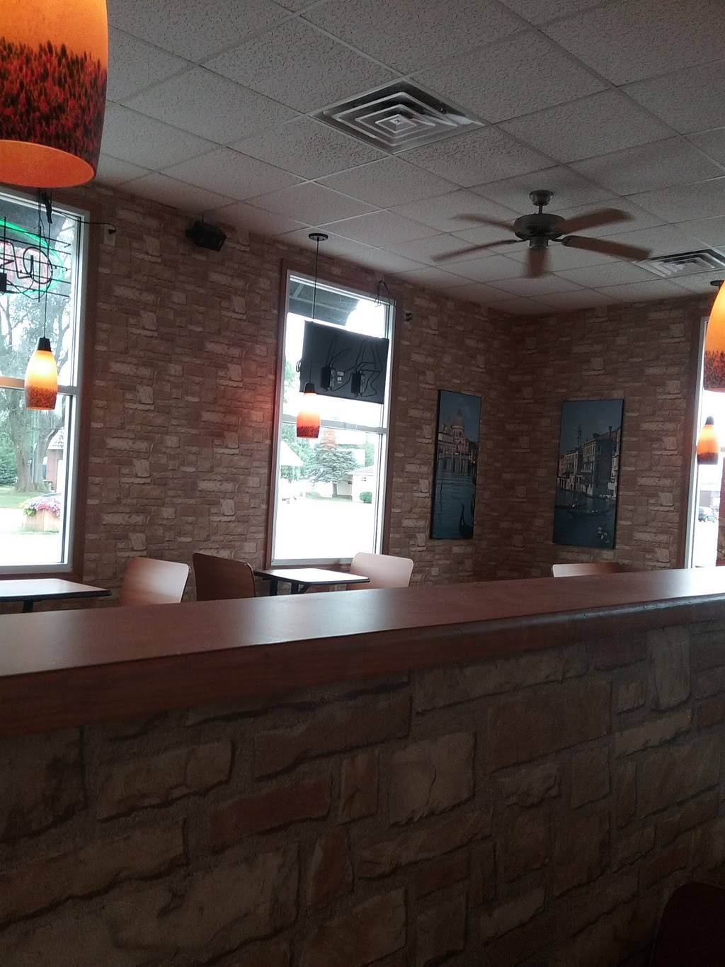 Subway | restaurant | 351 S Main St, Adams, WI 53910, USA | 6083399300 OR +1 608-339-9300