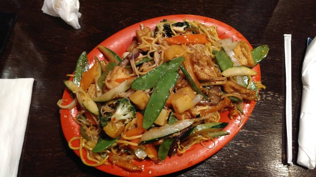 Gobi Mongolian Grill | restaurant | 855 Queen St, Southington, CT 06489, USA | 8604261233 OR +1 860-426-1233