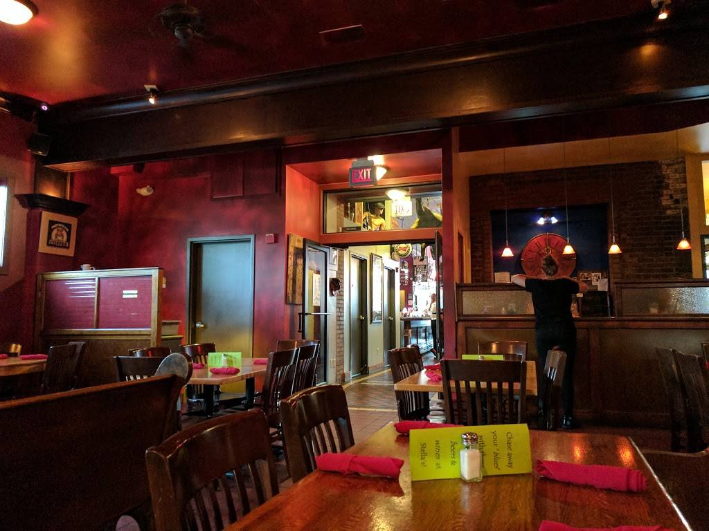 Stella Blues | restaurant | 306 E Madison St, Eau Claire, WI 54703, USA | 7158557777 OR +1 715-855-7777