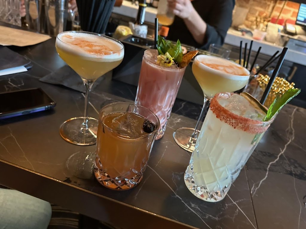 Historic Star Lounge | restaurant | 2719 K St, Sacramento, CA 95816, USA | 9168946500 OR +1 916-894-6500