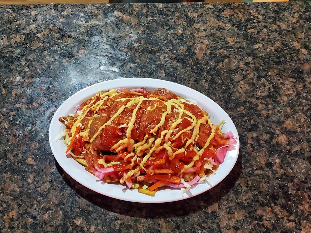 Cinco Estrellas Bar and Restaurant | restaurant | 215-52 Jamaica Ave, Queens, NY 11428, USA | 7187495421 OR +1 718-749-5421