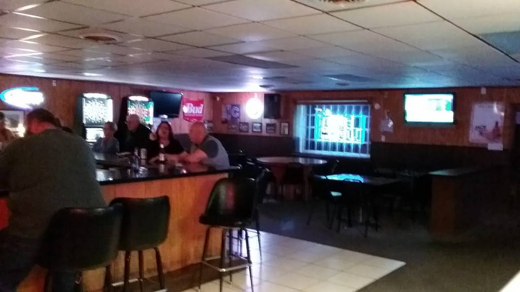 Bunkers LLC | restaurant | 220 Old Rte 36, Illiopolis, IL 62539, USA | 2174865100 OR +1 217-486-5100