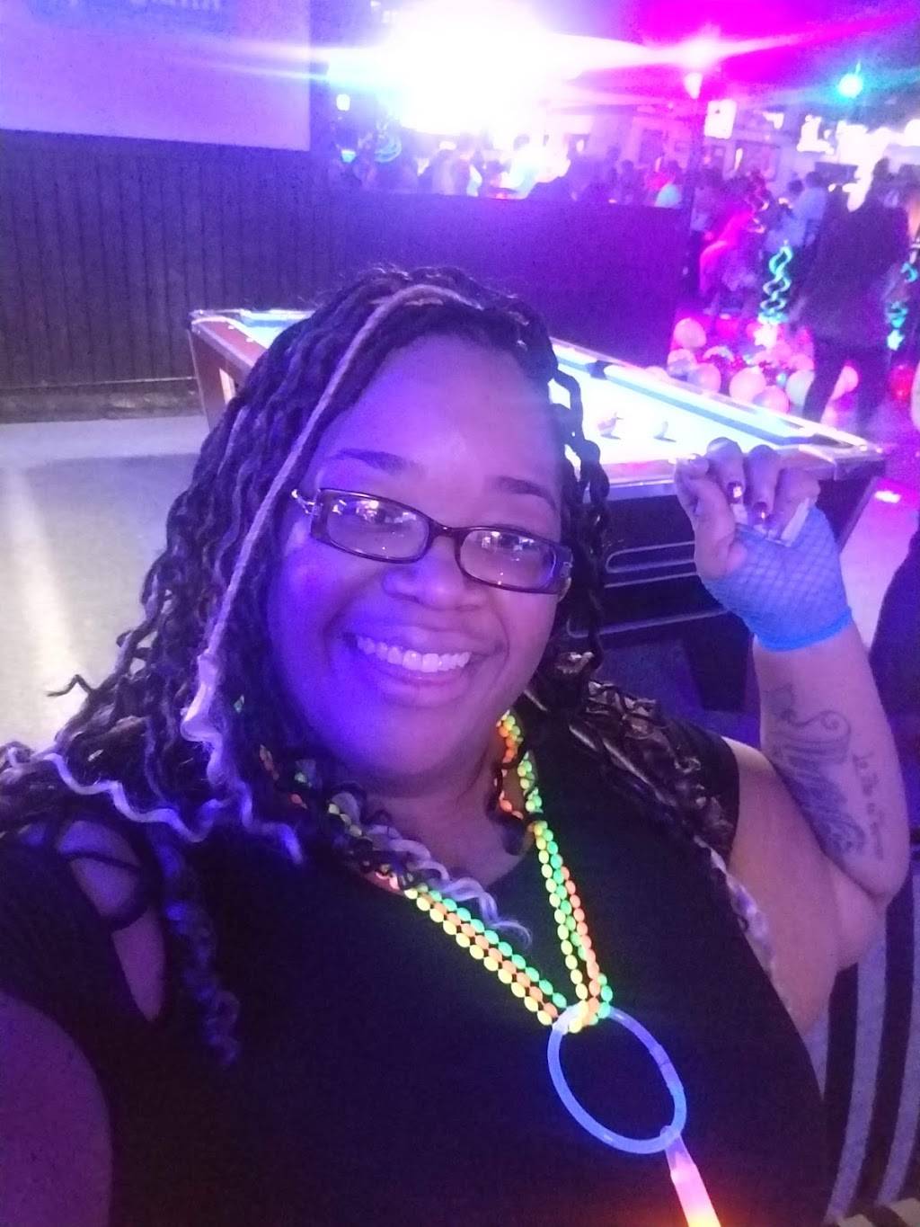 Alibi lounge | restaurant | 19364 Eureka Rd, Southgate, MI 48195, USA | 7347858375 OR +1 734-785-8375