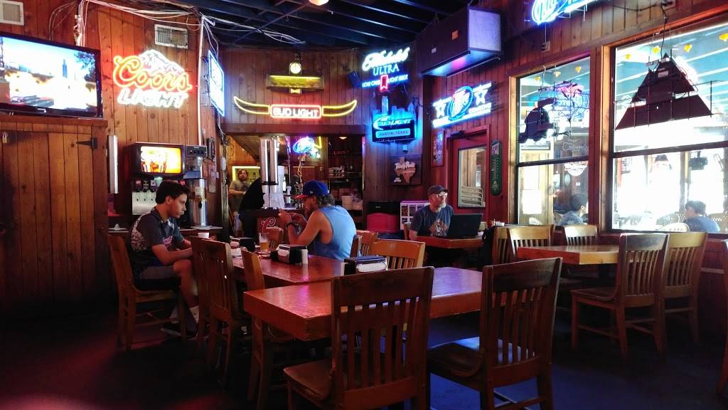 Posse East | restaurant | 2900 Duval St, Austin, TX 78705, USA | 5124772111 OR +1 512-477-2111