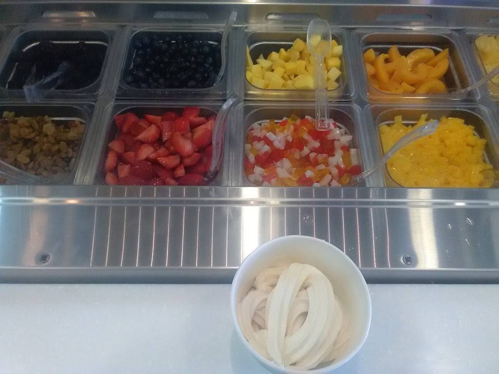 Tutti Frutti Frozen Yogurt | restaurant | 10909 Atlantic Ave Unit B, Lynwood, CA 90262, USA | 3106693151 OR +1 310-669-3151