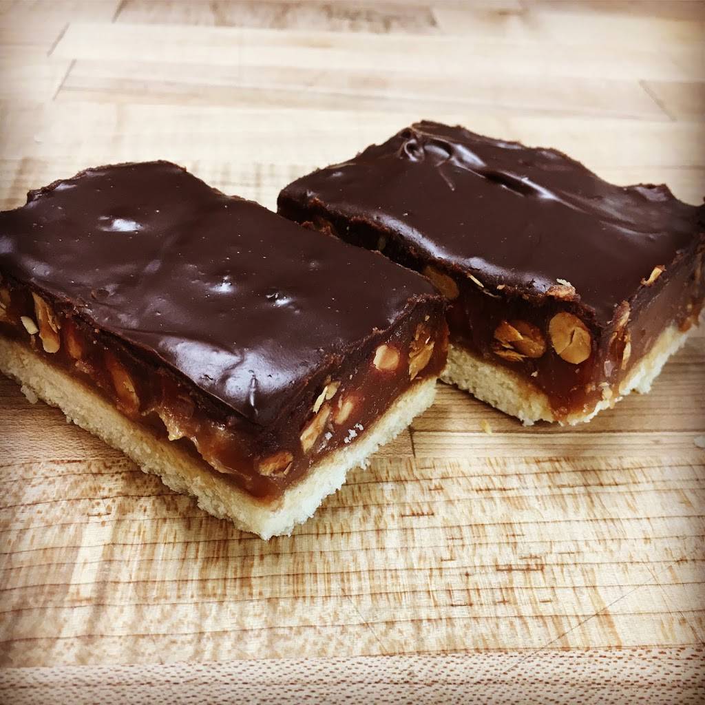 Bittersweet Bakery & Cafe | bakery | 470 Greenfield Rd, Deerfield, MA 01342, USA | 4132235496 OR +1 413-223-5496