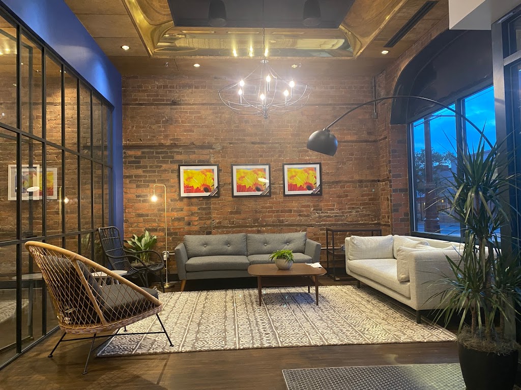 The Great Commoner | restaurant | 22001 Michigan Ave Suite 100, Dearborn, MI 48124, USA | 3134031200 OR +1 313-403-1200