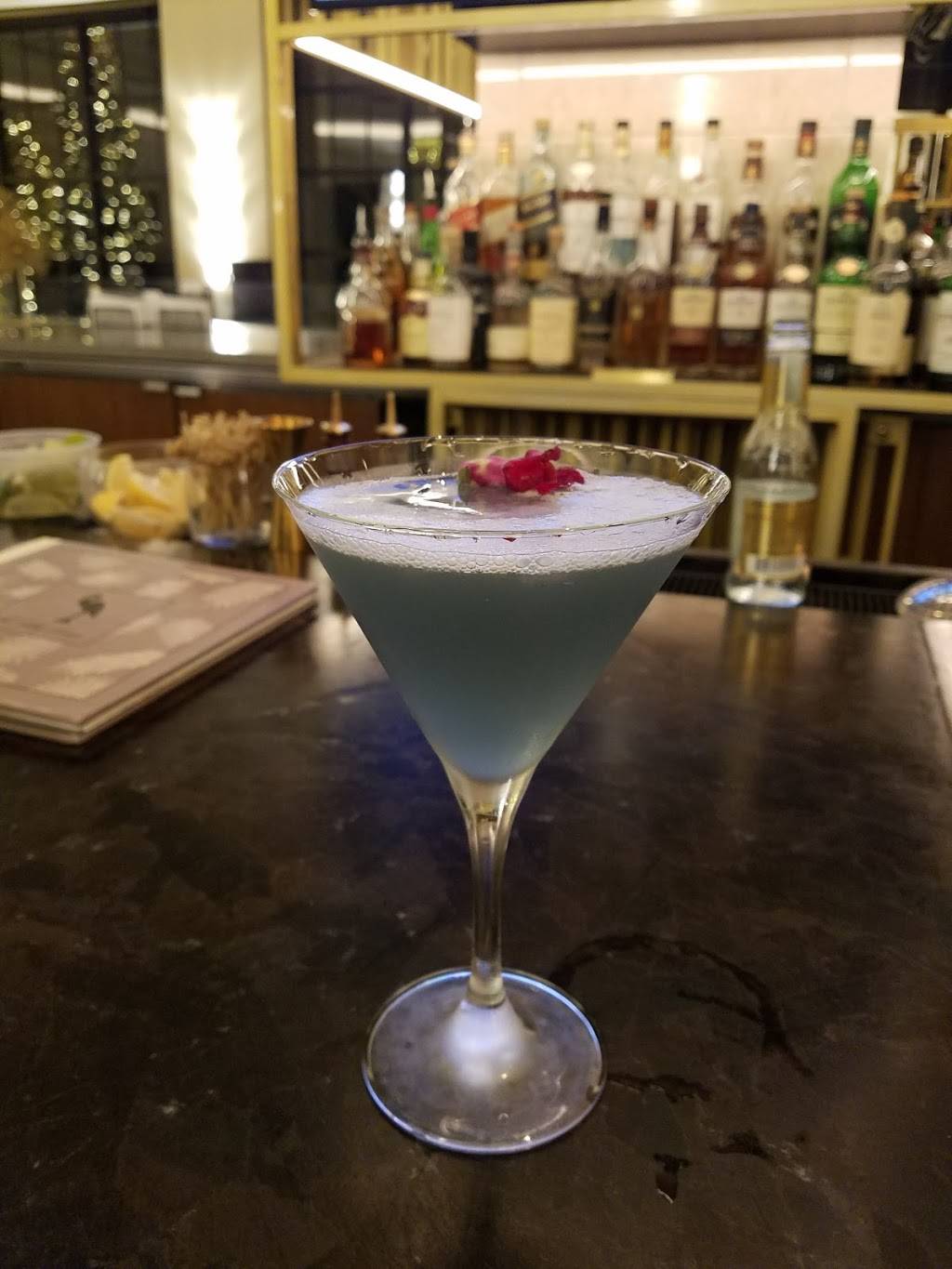 The Lobby Lounge | night club | 4012 Central Florida Pkwy, Orlando, FL 32837, USA | 4072062400 OR +1 407-206-2400