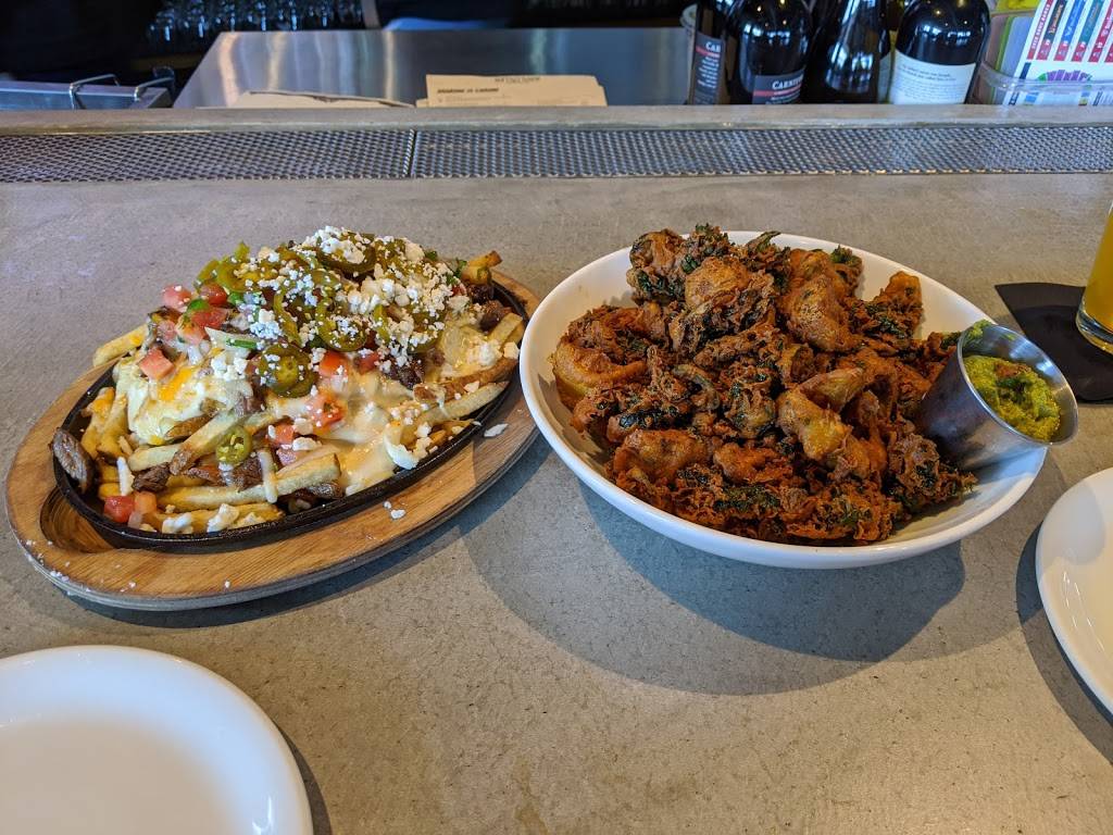 Buffalo Bayou Brewing Co | restaurant | 2101 Summer St, Houston, TX 77007, USA | 7137143335 OR +1 713-714-3335