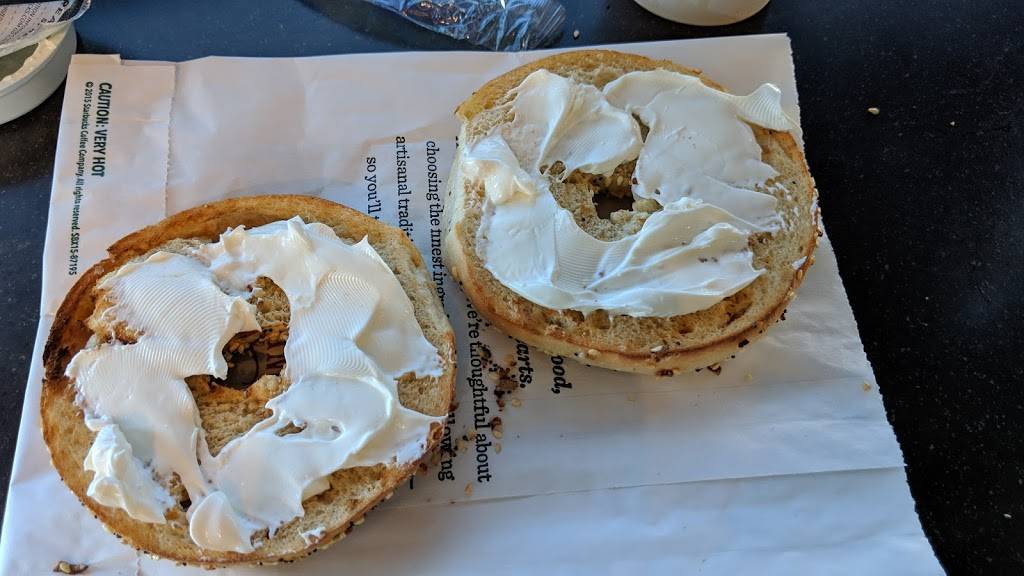 Starbucks | cafe | 2470 Pulaski Hwy, Newark, DE 19702, USA | 3028329295 OR +1 302-832-9295