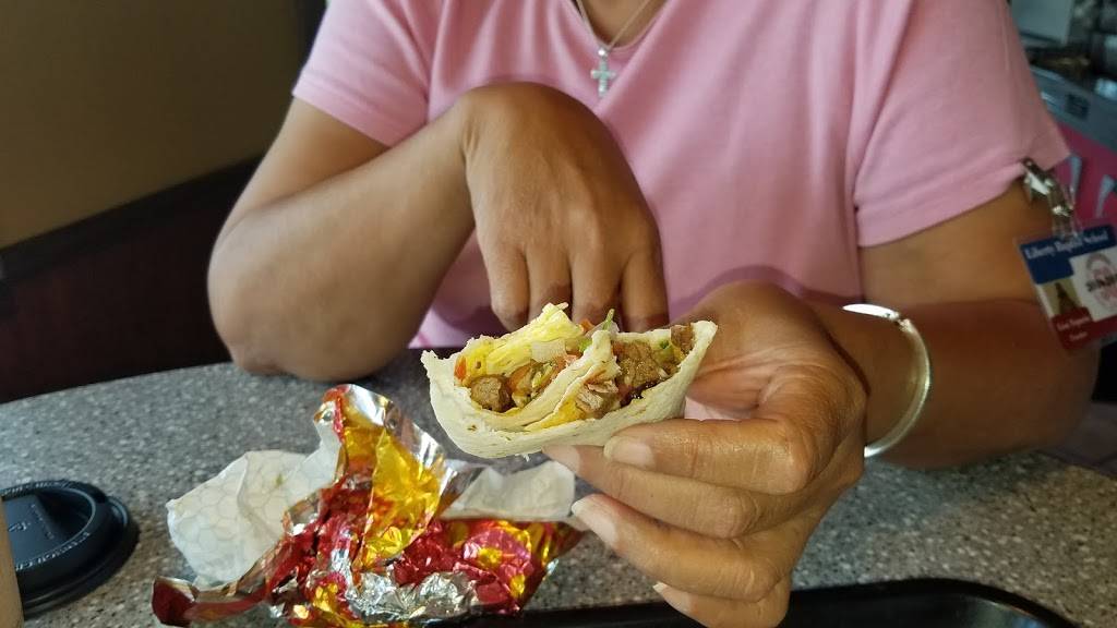 Carls Jr. | restaurant | 1690 Tully Rd, San Jose, CA 95122, USA | 4082383611 OR +1 408-238-3611