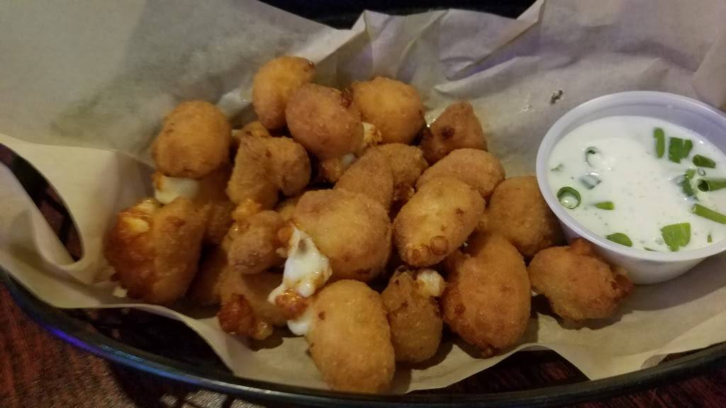 Mr Brews Taphouse | restaurant | 610 Junction Rd #107, Madison, WI 53717, USA | 6088249600 OR +1 608-824-9600