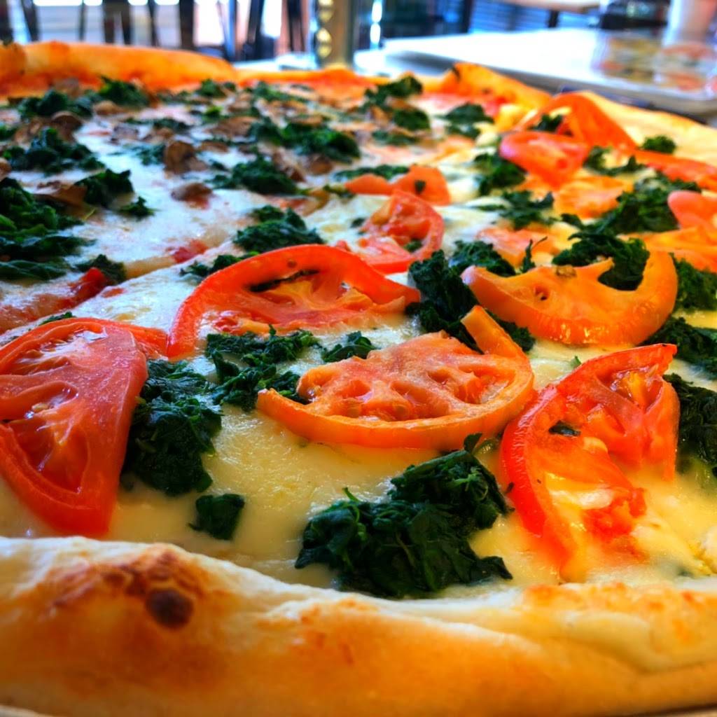 Two Cousins Pizza -Downtown | meal delivery | 155 E King St, Lancaster, PA 17602, USA | 7179457724 OR +1 717-945-7724