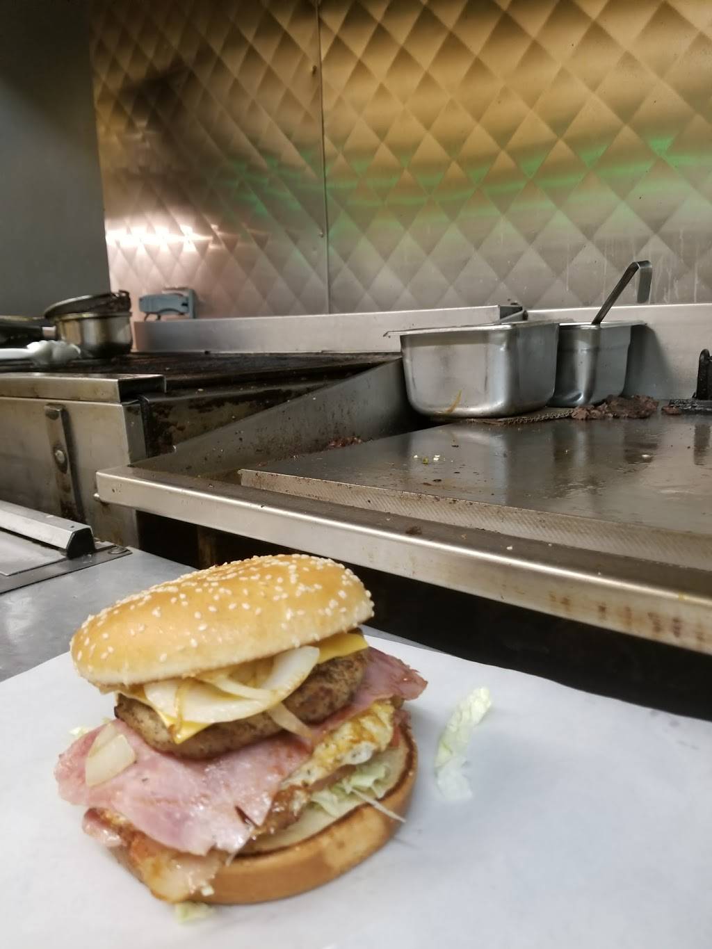 Super Star & Gyros | restaurant | 2923 Chicago Rd, South Chicago Heights, IL 60411, USA | 7087090165 OR +1 708-709-0165