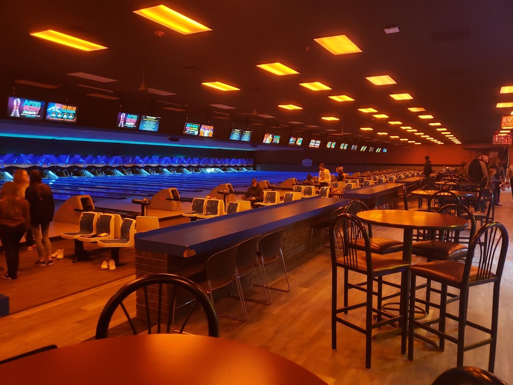AMF Strike N Spare Lanes- IL | restaurant | 2660 W Lawrence Ave, Springfield, IL 62704, USA | 2177876111 OR +1 217-787-6111