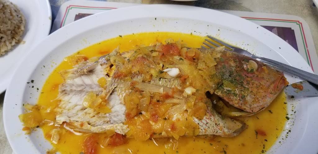 Ostreria El Submarino | restaurant | 1922 W 60th St, Hialeah, FL 33012, USA | 7864828968 OR +1 786-482-8968