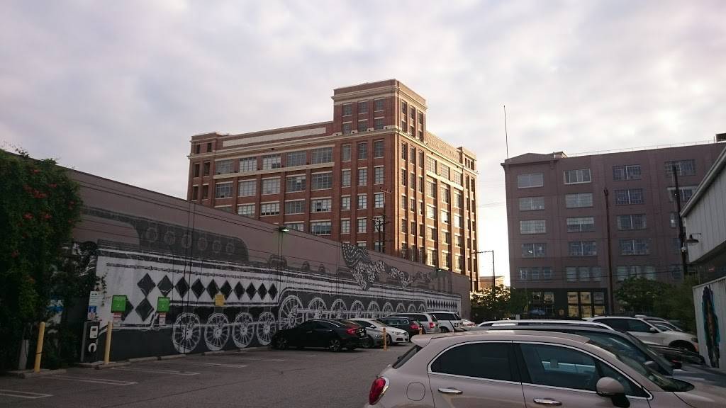 Urban Radish | restaurant | 661 Imperial St, Los Angeles, CA 90021, USA | 2138921570 OR +1 213-892-1570