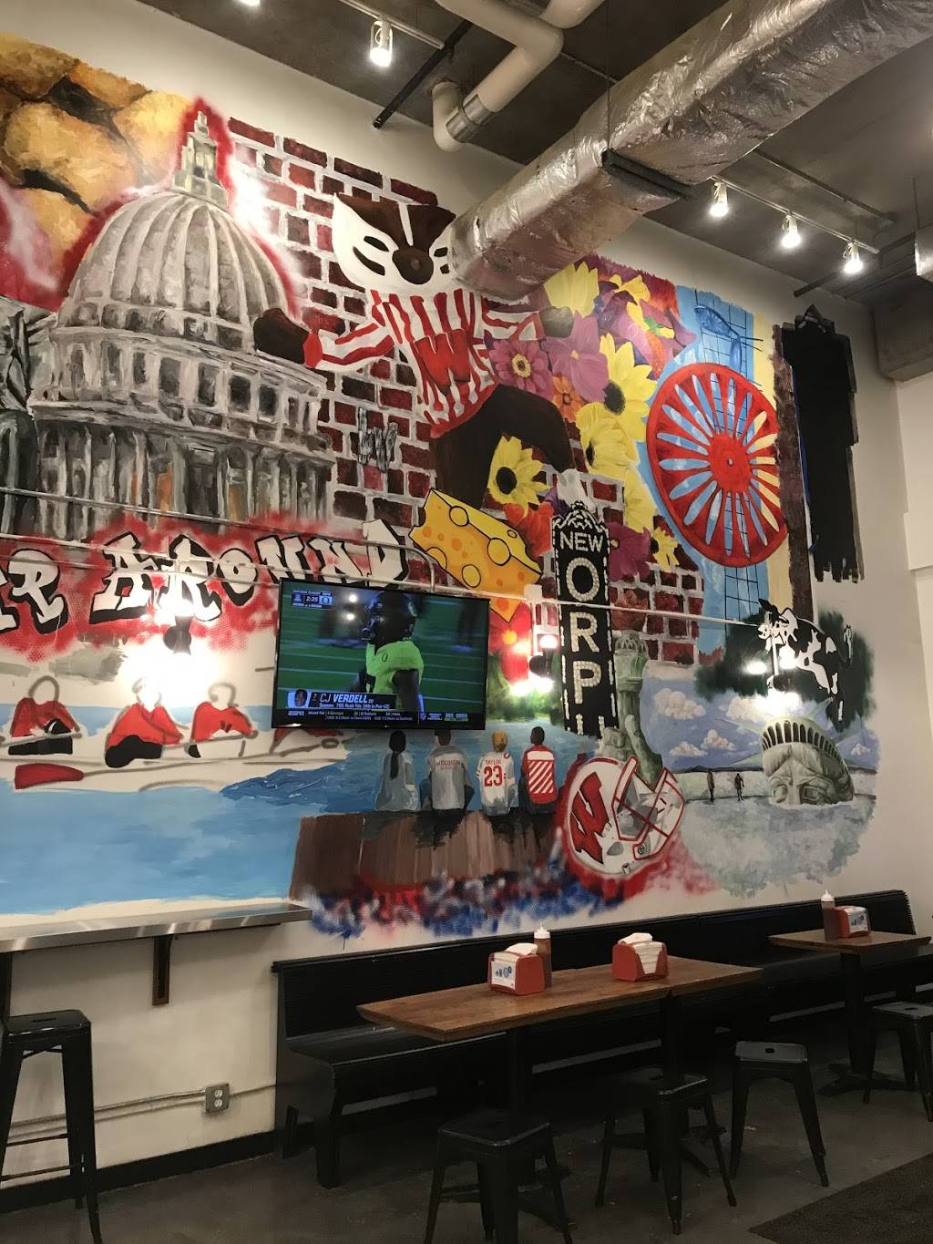 Conrads Grill | restaurant | 563 State St, Madison, WI 53703, USA | 6086308026 OR +1 608-630-8026