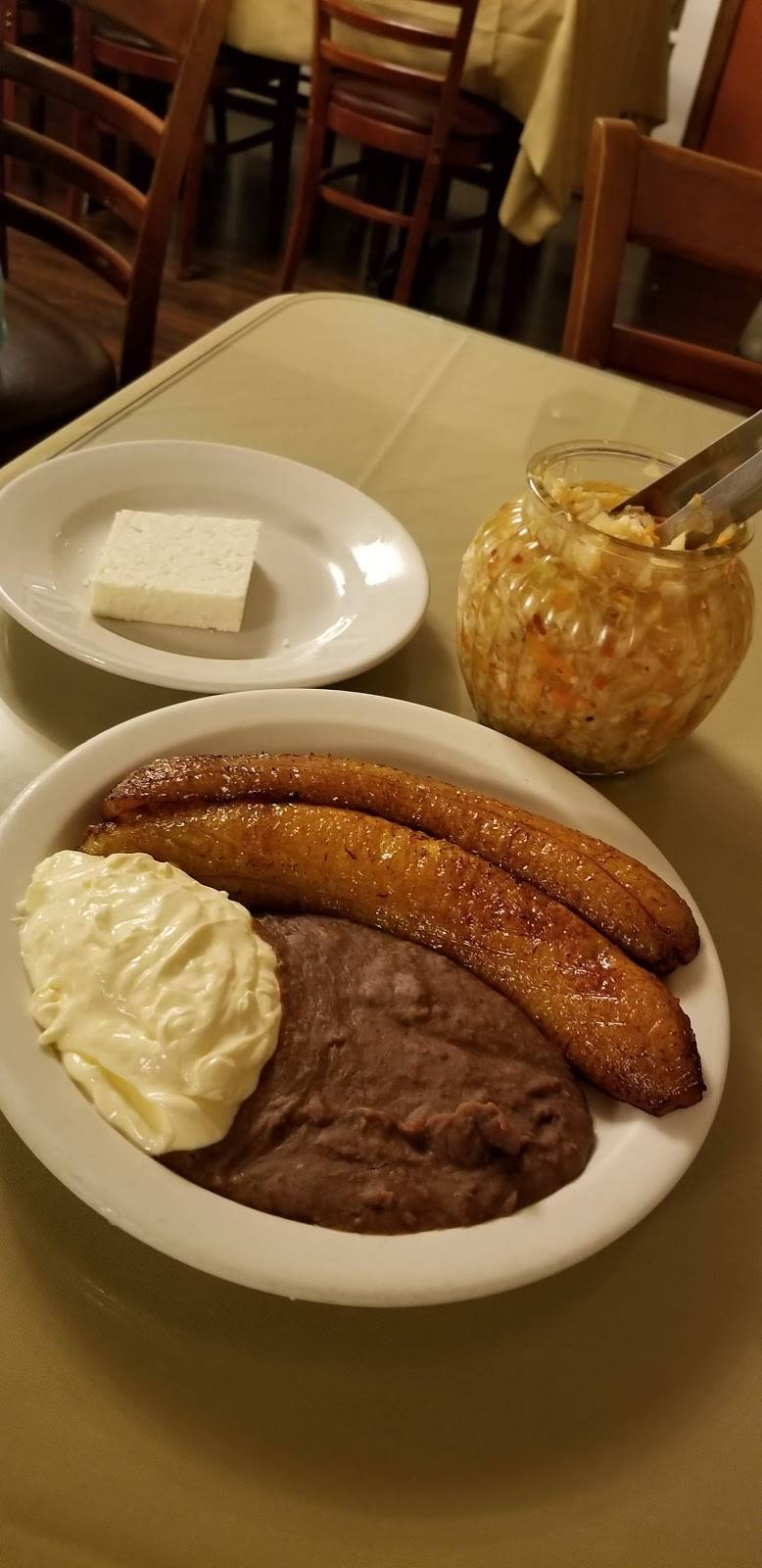 Atlacatl Restaurant | restaurant | 301 N Berendo St, Los Angeles, CA 90004, USA | 3236631404 OR +1 323-663-1404