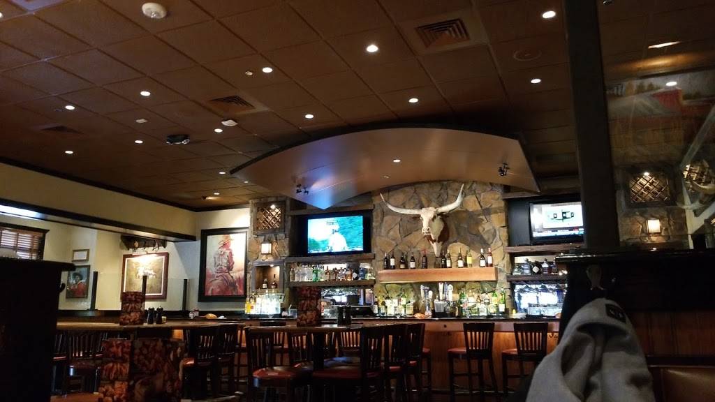 LongHorn Steakhouse | meal takeaway | 850 Hartford Turnpike, Waterford, CT 06385, USA | 8604402881 OR +1 860-440-2881