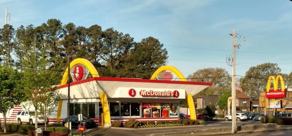 McDonalds | cafe | 5263 Poplar Ave, Memphis, TN 38119, USA | 9016834365 OR +1 901-683-4365