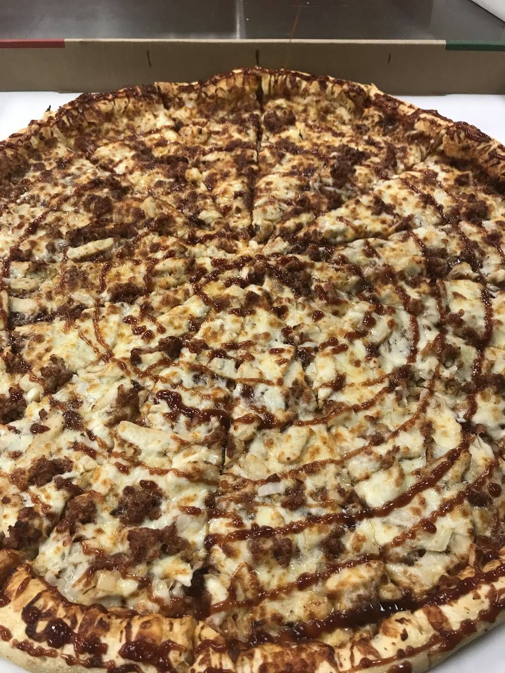 Toarminas Pizza | restaurant | 9456 N Lilley Rd, Plymouth, MI 48317, USA | 7343353695 OR +1 734-335-3695