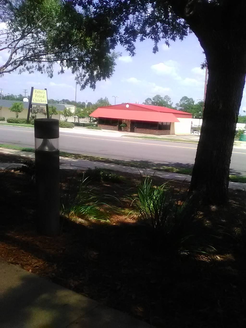 Fullers Fried Chicken | meal takeaway | 209 5th St SE, Moultrie, GA 31768, USA | 2298906690 OR +1 229-890-6690